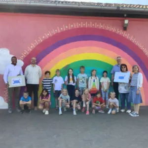 Spende Overberg Grundschule an die Tafel Paderborn